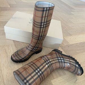 Burberry Rainboots